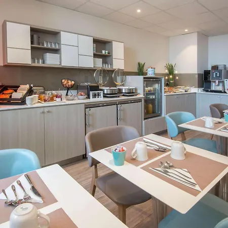 Hotell Mercure Marche Aux Fleurs