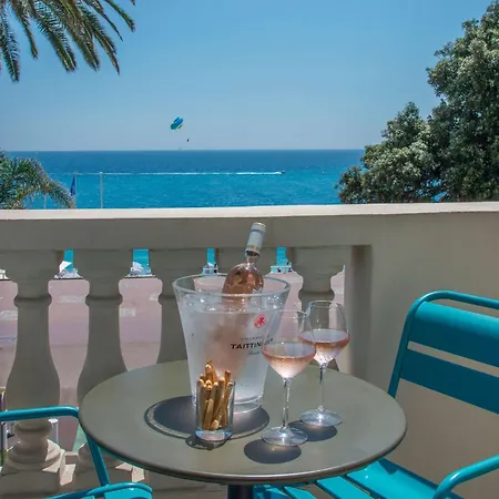Mercure Marche Aux Fleurs Hotell 4*