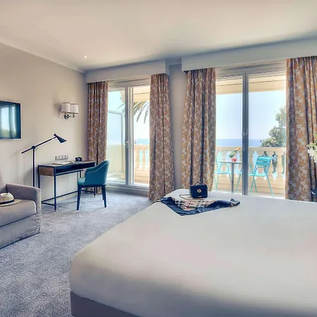 Hotel Mercure Marche Aux Fleurs