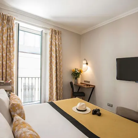 Hotel Mercure Marche Aux Fleurs 4*