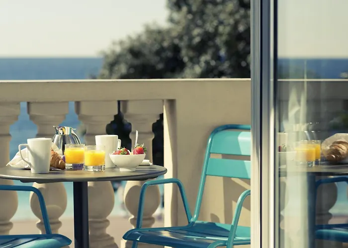 Mercure Marché Aux Fleurs