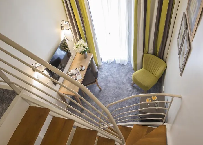 Mercure Marché Aux Fleurs Hotel Nizza