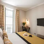 Hotel Mercure Marche Aux Fleurs 4*