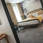 Szálloda Mercure Marche Aux Fleurs
