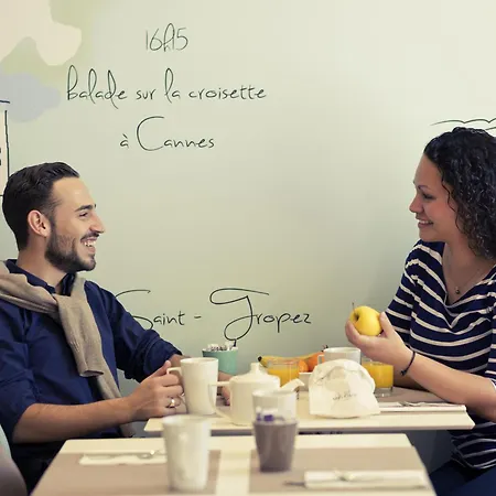 Mercure Marché Aux Fleurs