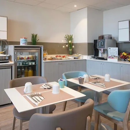 Mercure Marche Aux Fleurs Отель 4*