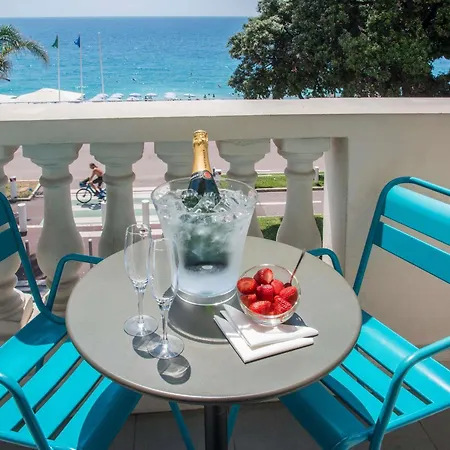 Mercure Marche Aux Fleurs Отель 4*