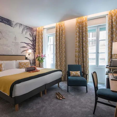 Mercure Marche Aux Fleurs Otel 4*