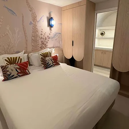 Mercure Marche Aux Fleurs Szálloda 4*