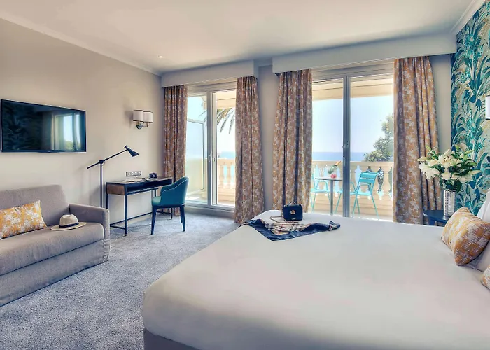 Hotel Mercure Marche Aux Fleurs