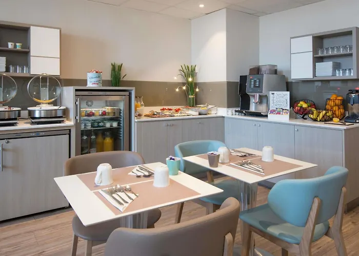 Mercure Marche Aux Fleurs Отель 4*