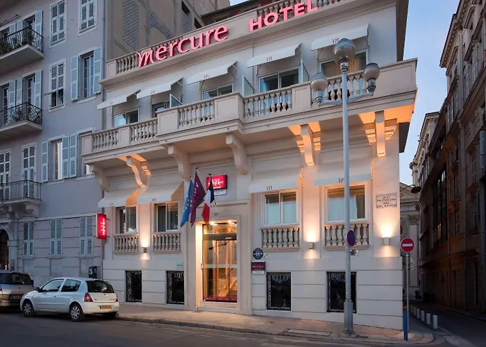 Mercure Marche Aux Fleurs Ницца